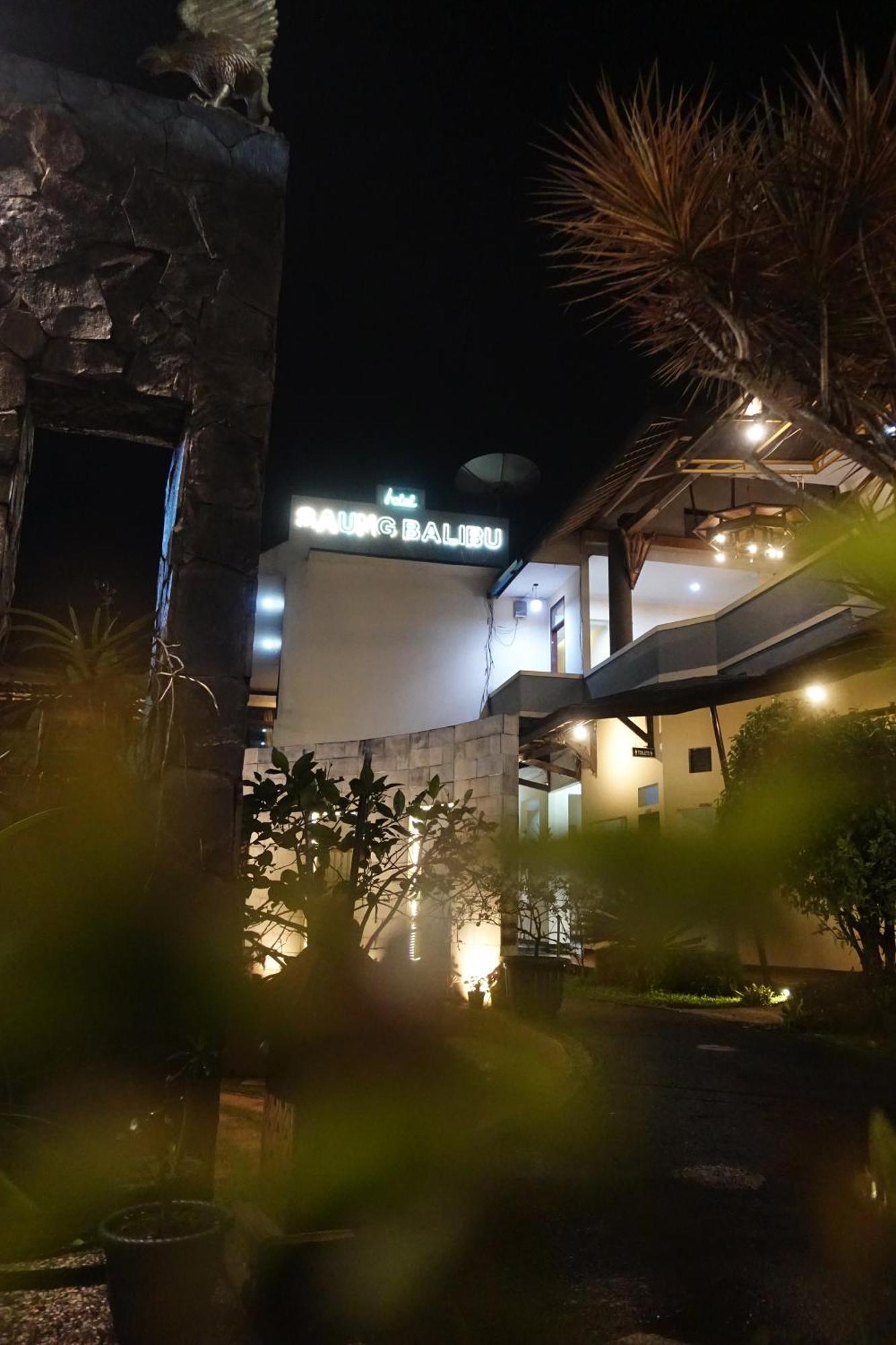 Saung Balibu Hotel Lembang Exterior photo